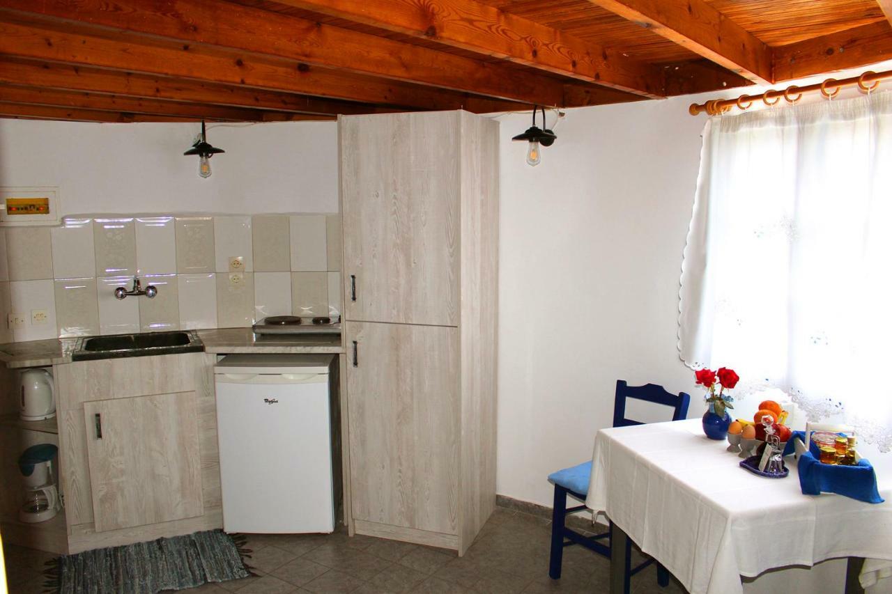 Anemomilos Studios Gerani  Bagian luar foto